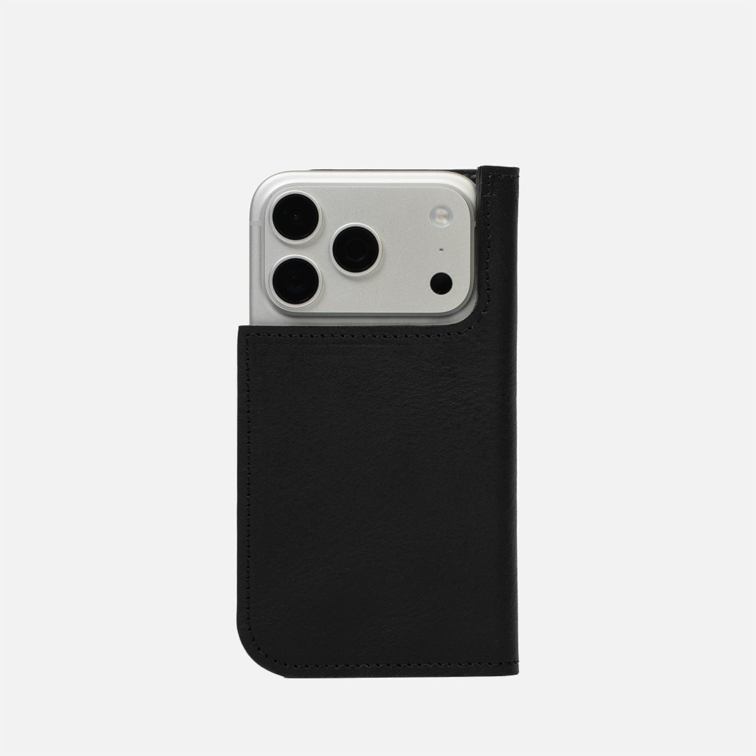 The Minimalist 1.0 Leather Folio Case for iPhone 18 Series with MagSafe