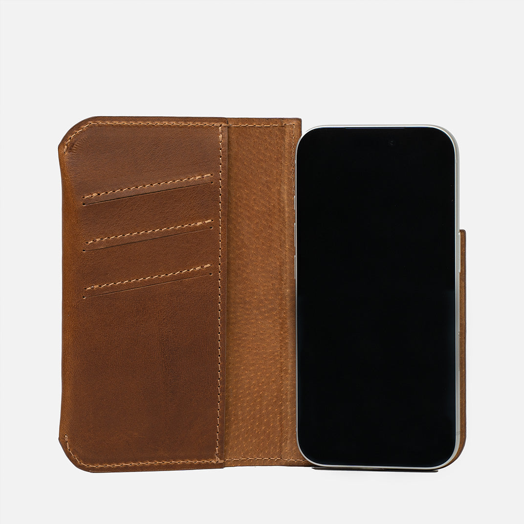 The Minimalist 1.0 Leather Folio Case for iPhone 18 Series with MagSafe
