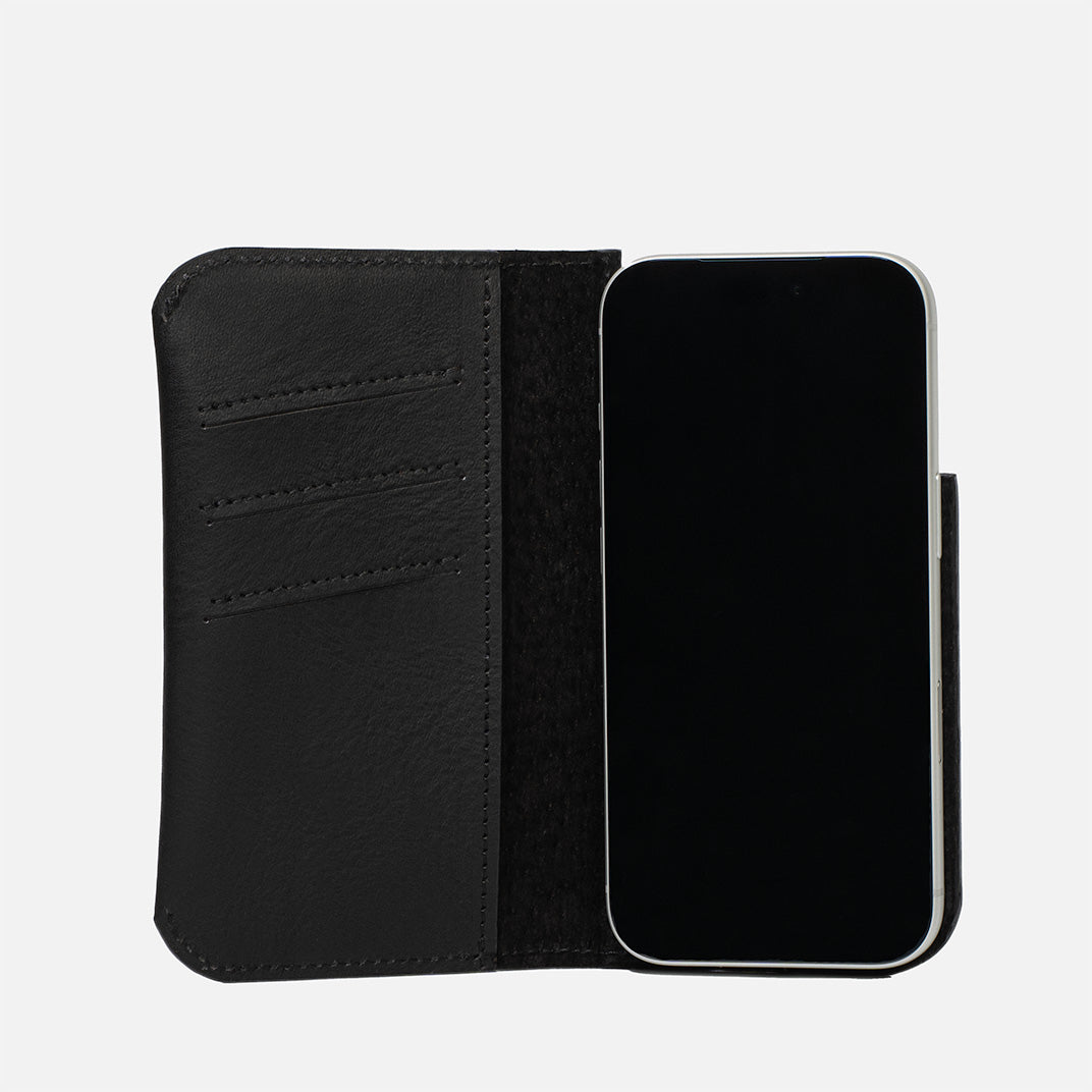 The Minimalist 1.0 Leather Folio Case for iPhone 18 Series with MagSafe