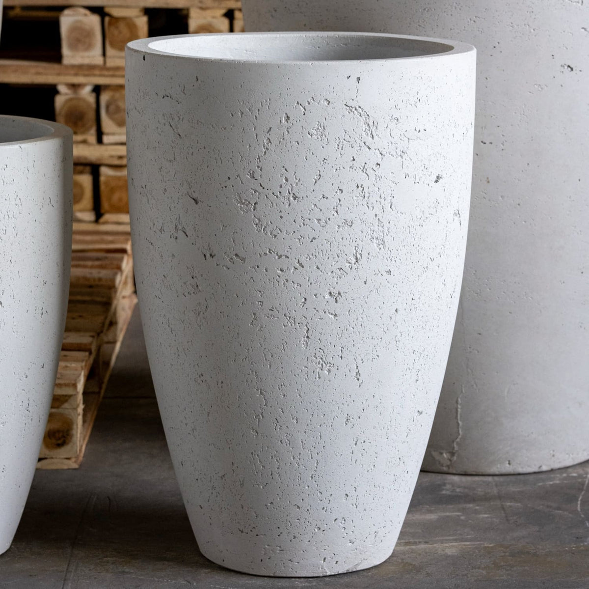 Vessara | White Mist – 62cm Extra Large Tall Concrete Planter – 31L Vase-Style Plant Pot-0